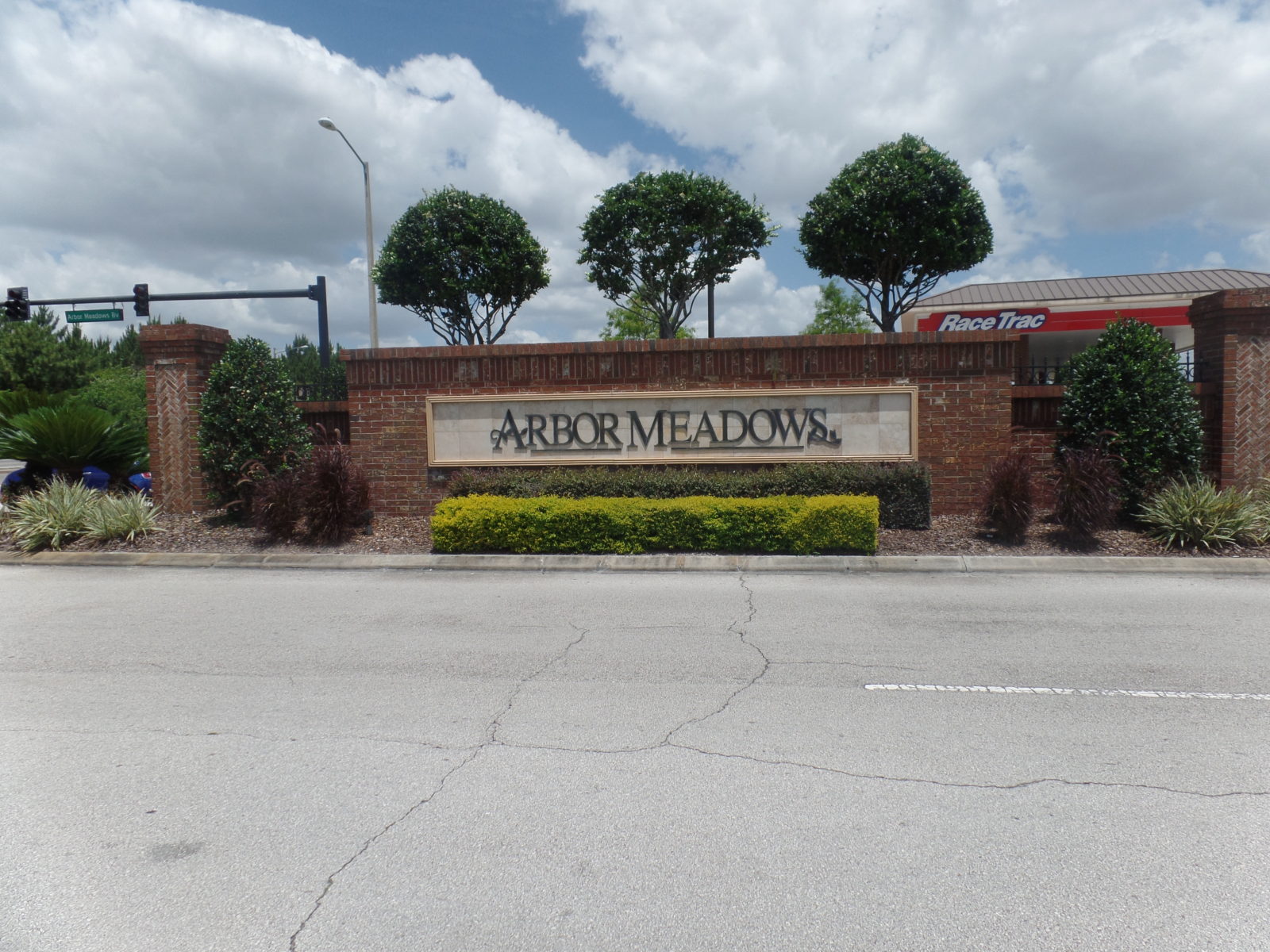Arbor Meadows Sign